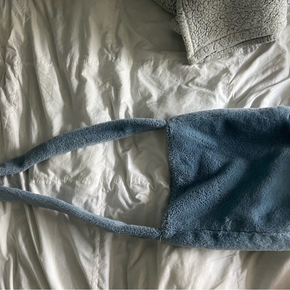 Furry Blue tote bag
